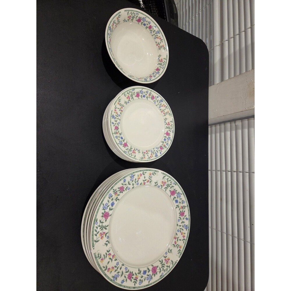 China Pearl Floral Rim Ceramic Plate Set, White/Multicolor, Glossy Round Plates